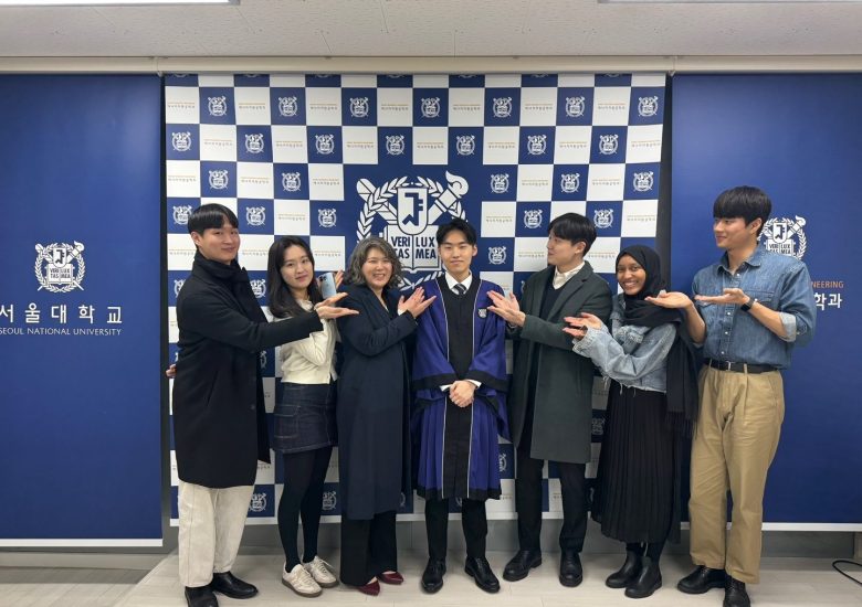 🎉 Congratulations Geonhee and Yongwoo on your graduation!